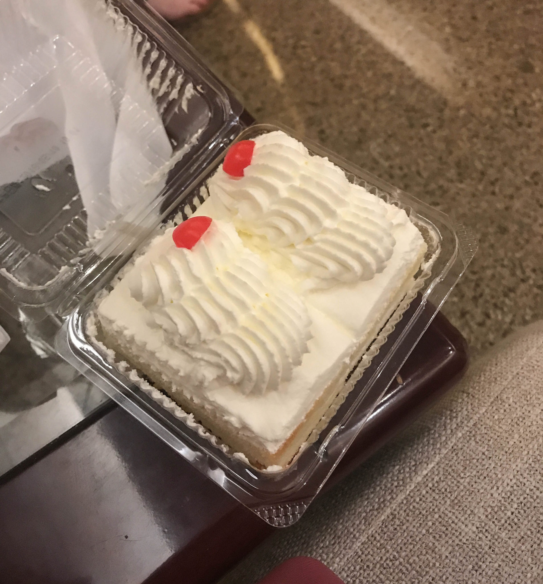 Cream Cake from Ruby | Charms Hotel | Where to Stay in Shanghai | A World in Reach